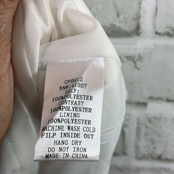 TCEC Women’s Romper Black White Slit Shoulder Size Small - Picture 11 of 13